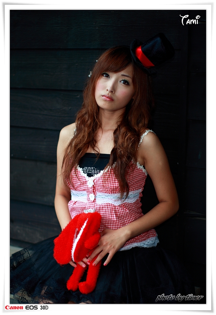 台湾清纯美女-Tami-兒童育樂中心外拍